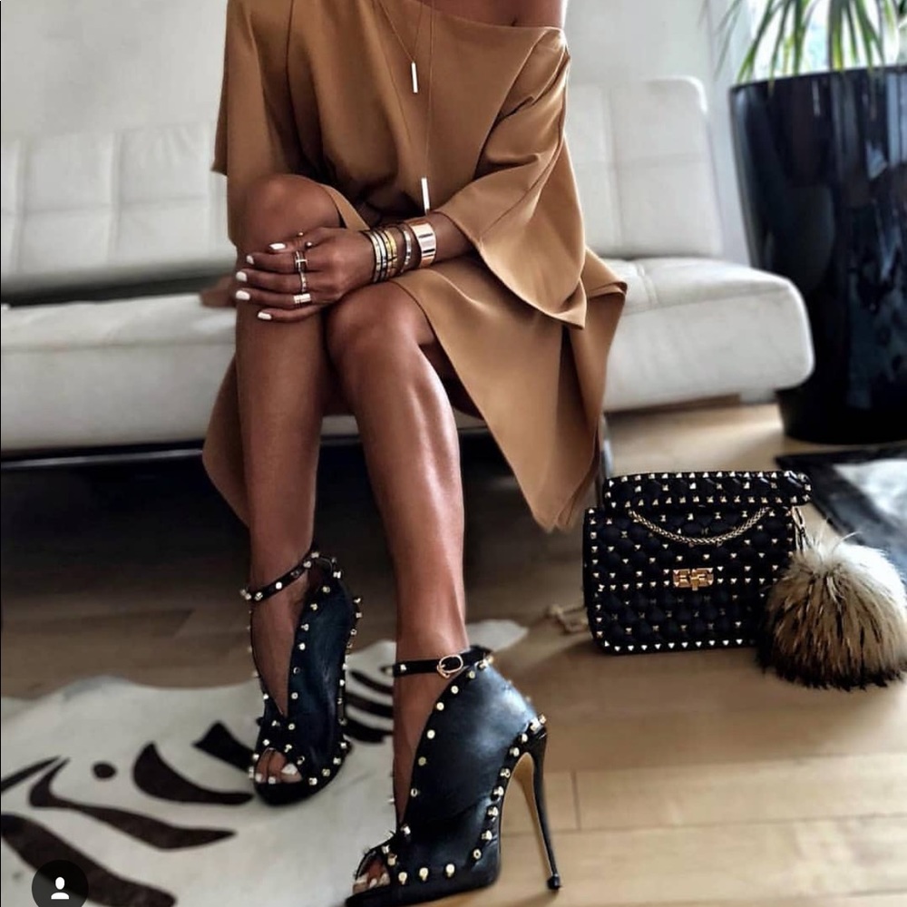 **NEW**. Booties size 8 Never Worn